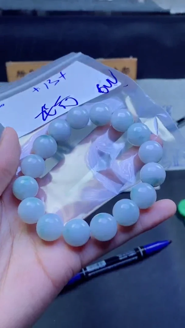 【闪购商品】定制翡翠未镶嵌珠串