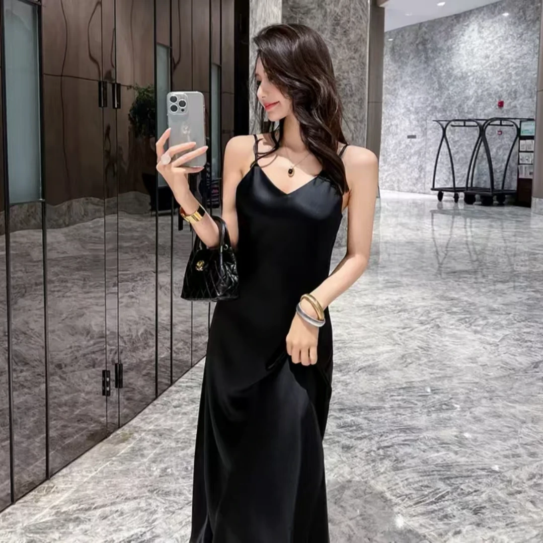 9气质优雅鎏光缎面鱼尾裙修身显瘦夏季连衣裙法式时尚女神吊带裙