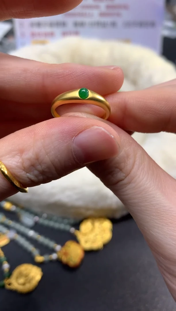 18K金镶嵌戒指翡翠戒指|1300+65