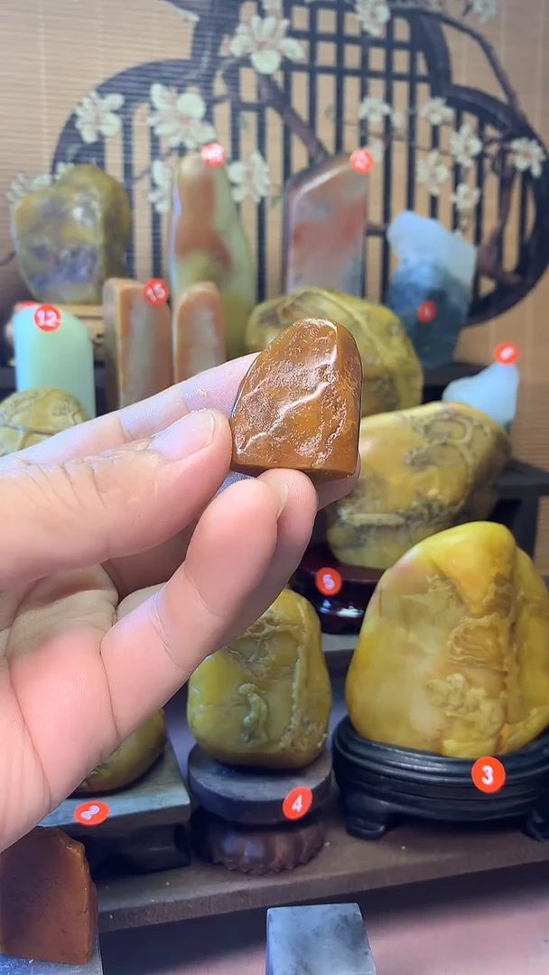 寿山石印石大*寿山石,田料溪蛋