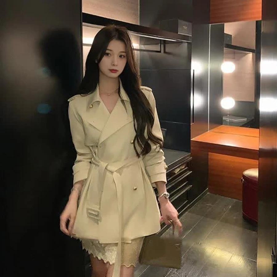 英伦风翻领双排扣收腰系带秋季新款小个子风衣女气质短款外套