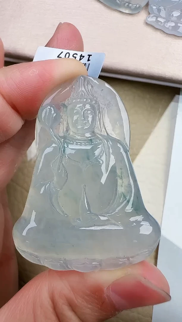 翡翠未镶嵌颈饰/缅甸天然翡翠A货/七天无理由退货/假一赔万