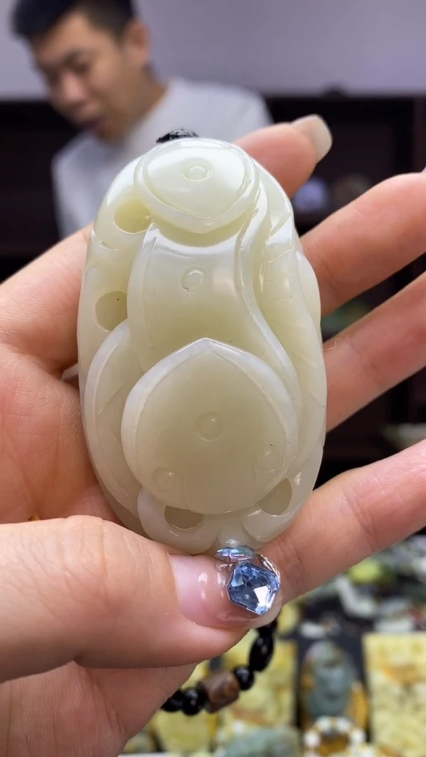 未镶嵌岫玉挂件