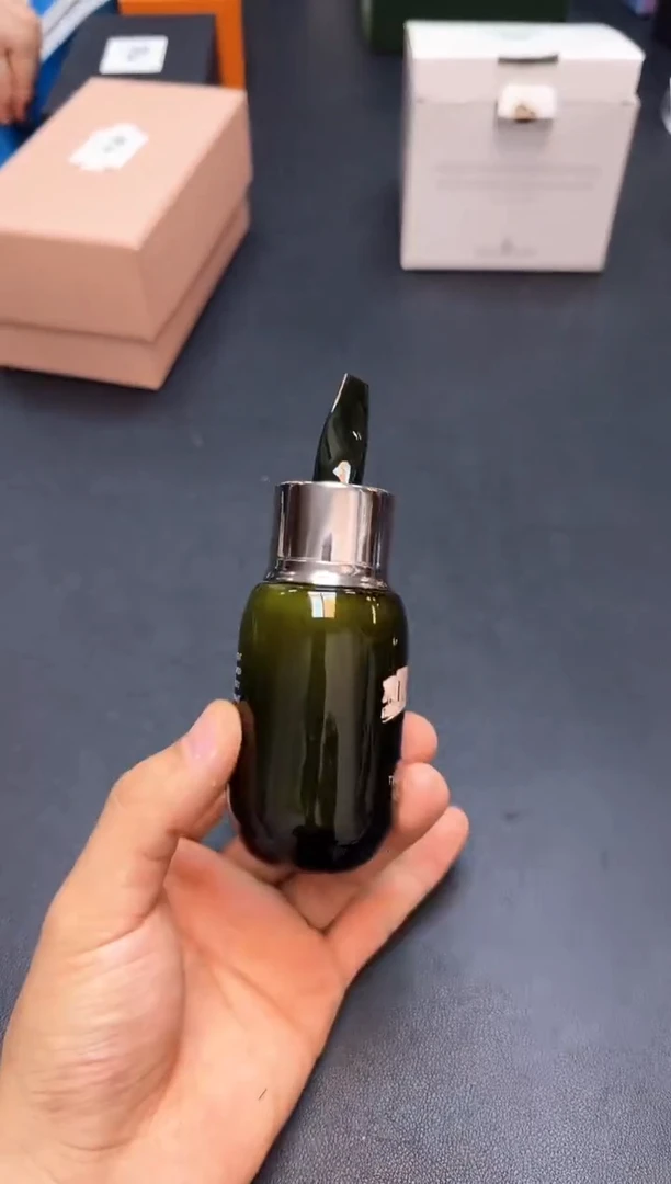 瓷片全新正品一件不留@@WE806