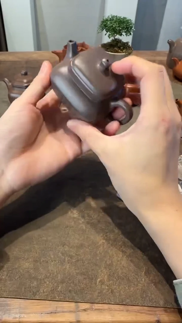 茶壶紫砂有**燃天青合欢