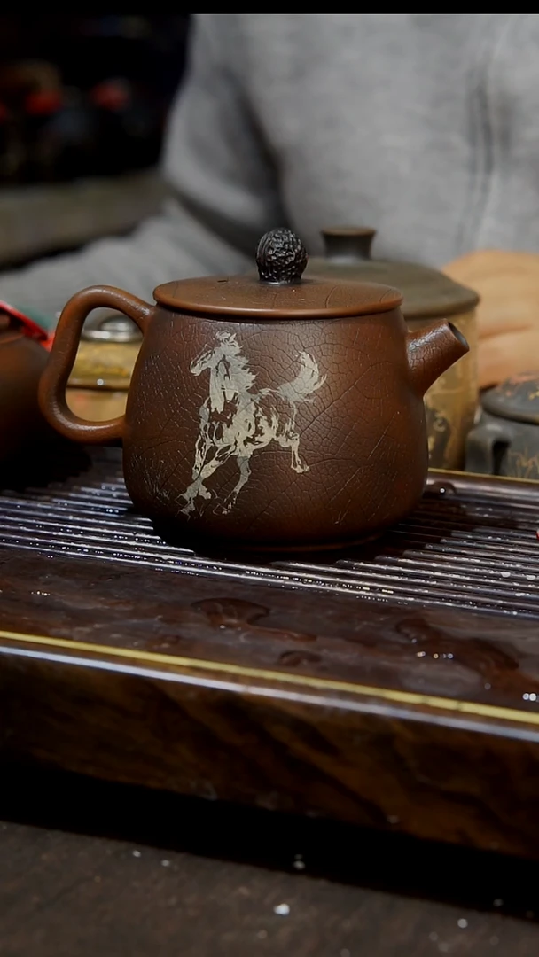 云南建紫陶全手工无瑕  057  200cc