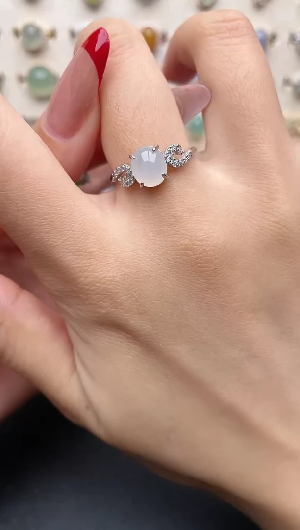 【闪购商品】翡翠戒指银S925镶嵌一物一证一礼盒