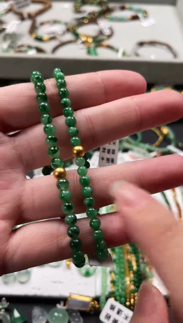 翡翠足金镶嵌套链多样性发货一条   MK336