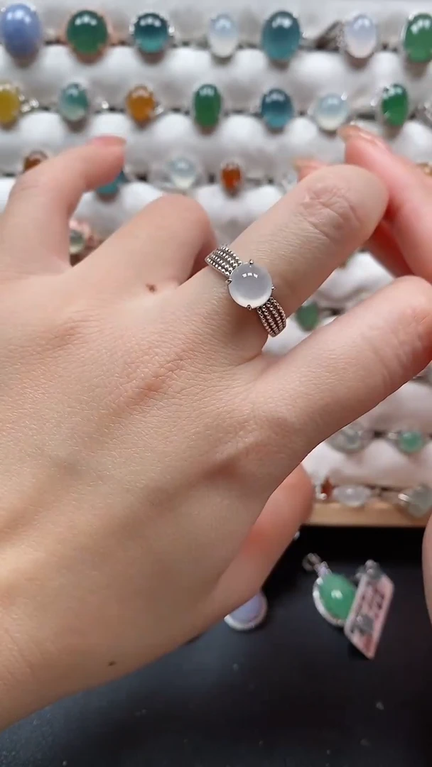 【闪购商品】翡翠戒指银S925镶嵌一物一证一礼盒