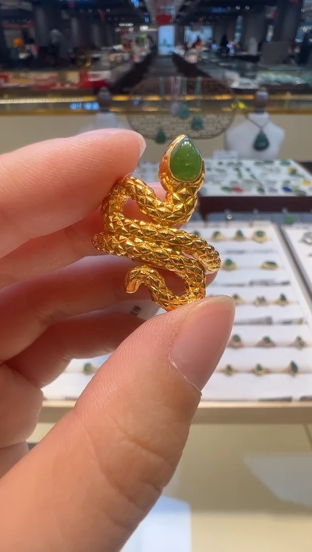 【闪购商品】和田玉戒指银S925镶嵌18