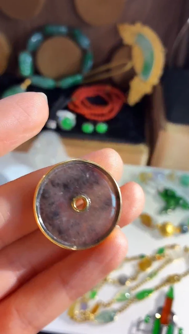 吊坠(不含链)18K金镶嵌翡翠费*吊坠