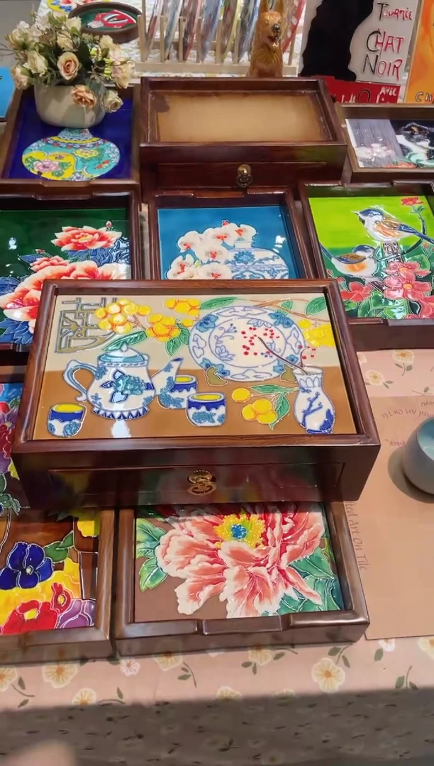 【闪购商品】瓷片20*30cm陶瓷青花瓷瓶文玩盒
