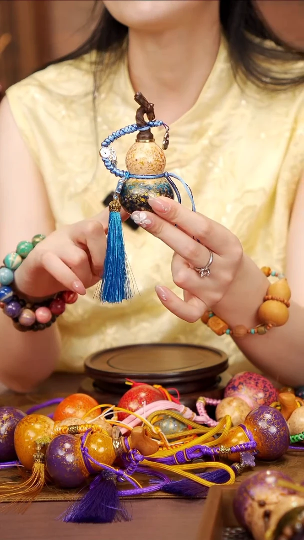 231易林大漆开口小葫芦--178