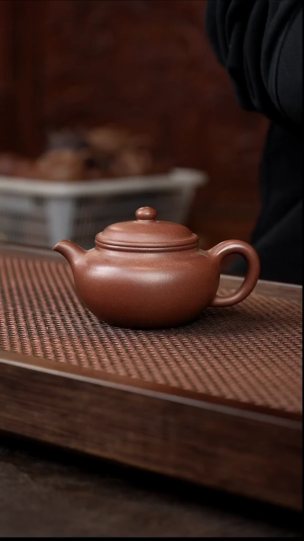 茶壶紫砂紫泥永福莲子{龙}
