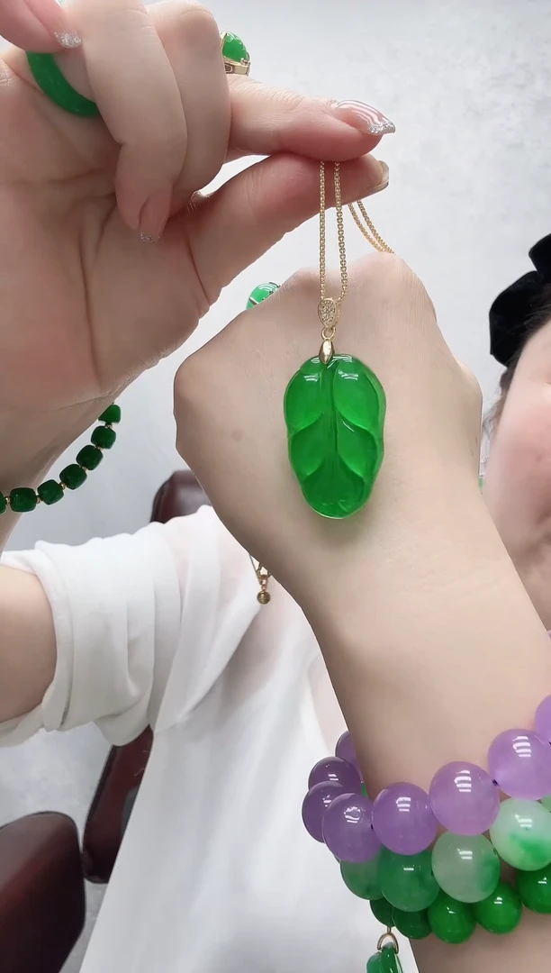 吊坠(赠链)未镶嵌翡翠冰种大业有成