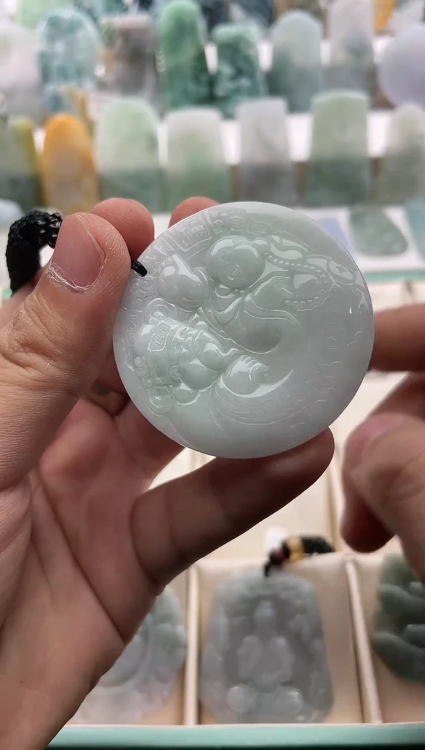 【闪购商品】翡翠颈饰未镶嵌..../1/22/ 45