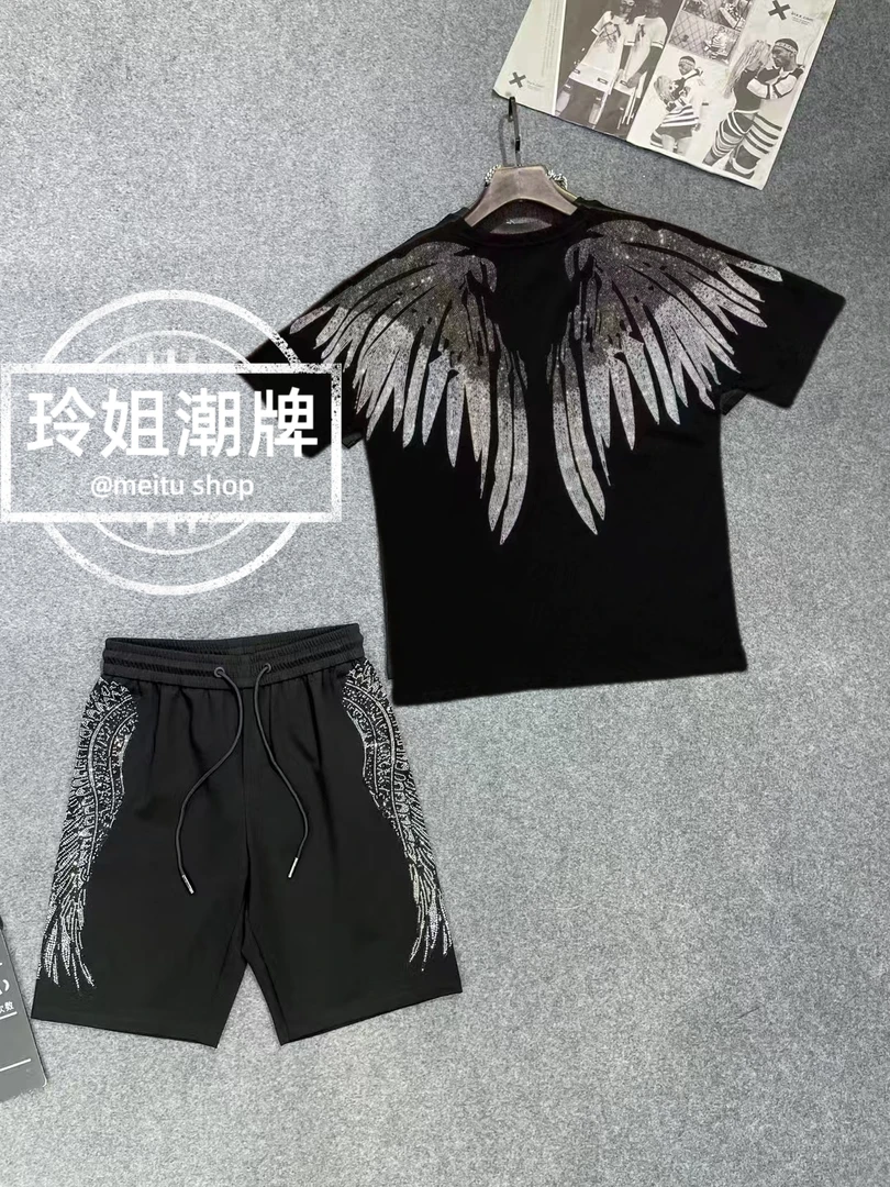 11871秋冬潮牌重工烫钻翅膀长袖时尚百搭烫钻网红潮流休闲宽松