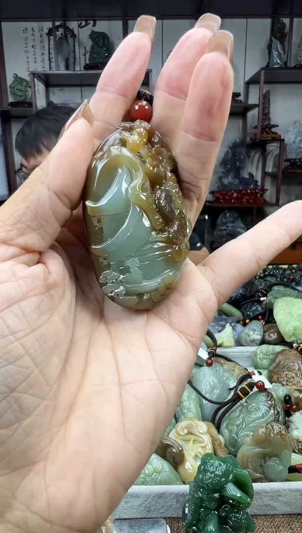 未镶嵌和田玉把件1
