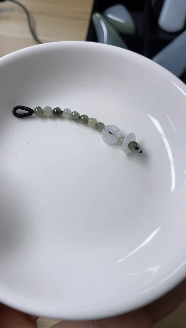 【闪购商品】翡翠颈饰未镶嵌天然缅甸翡翠A货手机挂