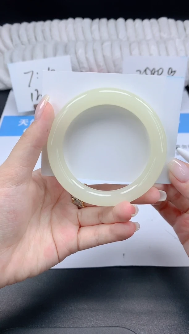 石英质玉手镯未镶嵌K98-57.5