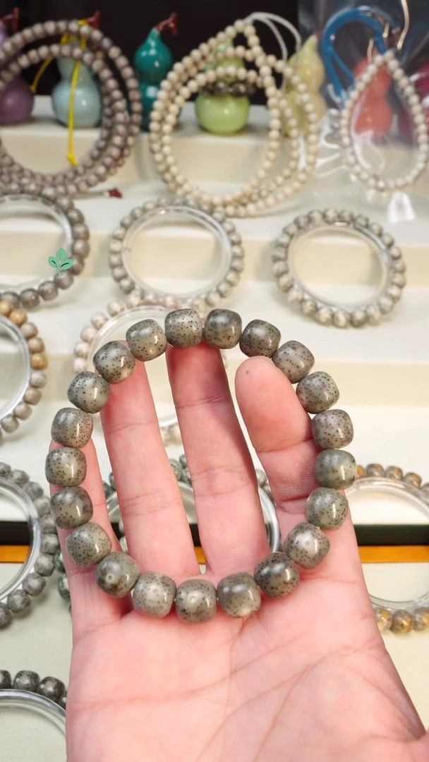手串星月菩提R海南石玉料，一物一图，下单截图
