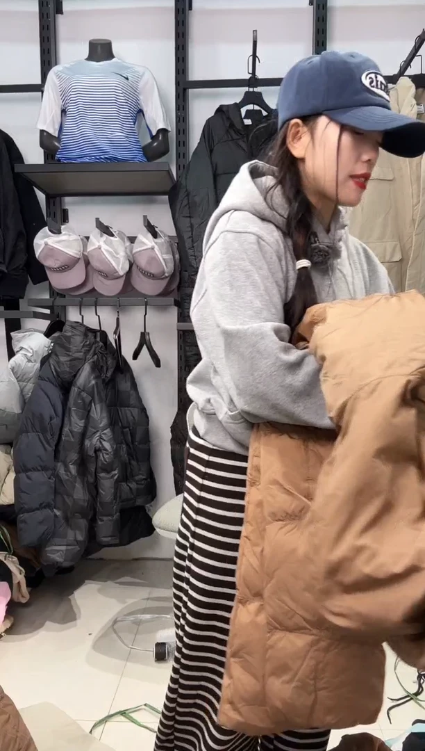 S****转2375  闪购编码  运动卫衣裤以直播间过款为准 尺码  ·