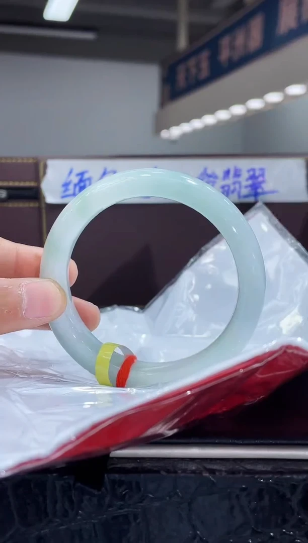 未镶嵌手镯翡翠26