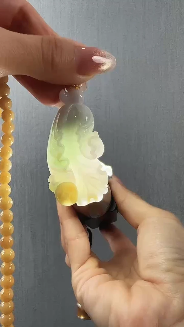 颈饰未镶嵌翡翠百财