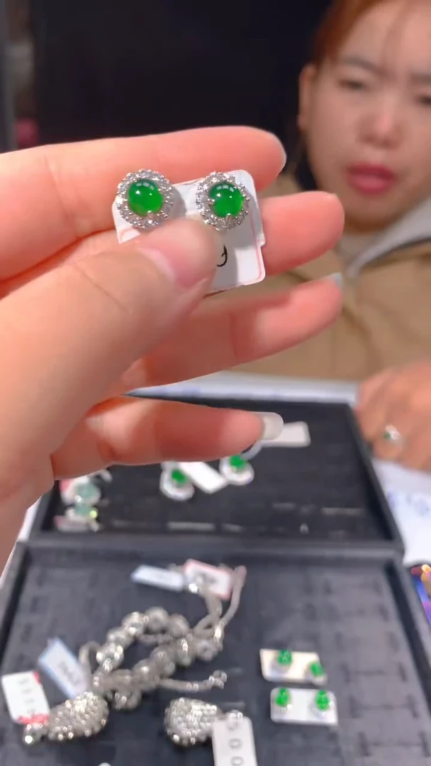 【闪购商品】定制翡翠未镶嵌43多样性发货（发其一）