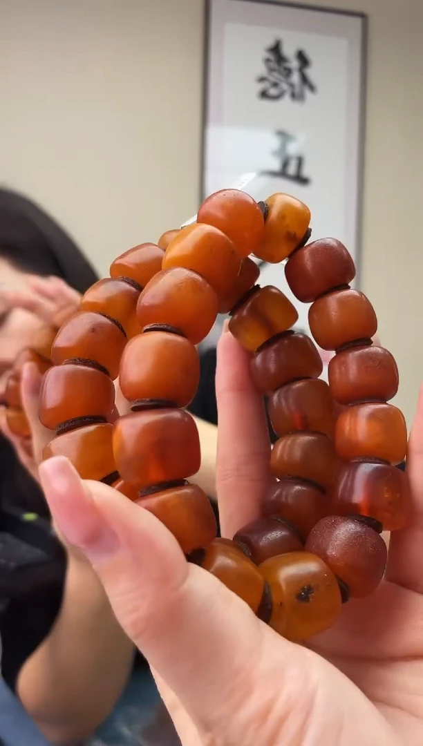 蜜蜡未镶嵌珠宝奇石T050微瑕植物珀假一罚十，多样性发一件