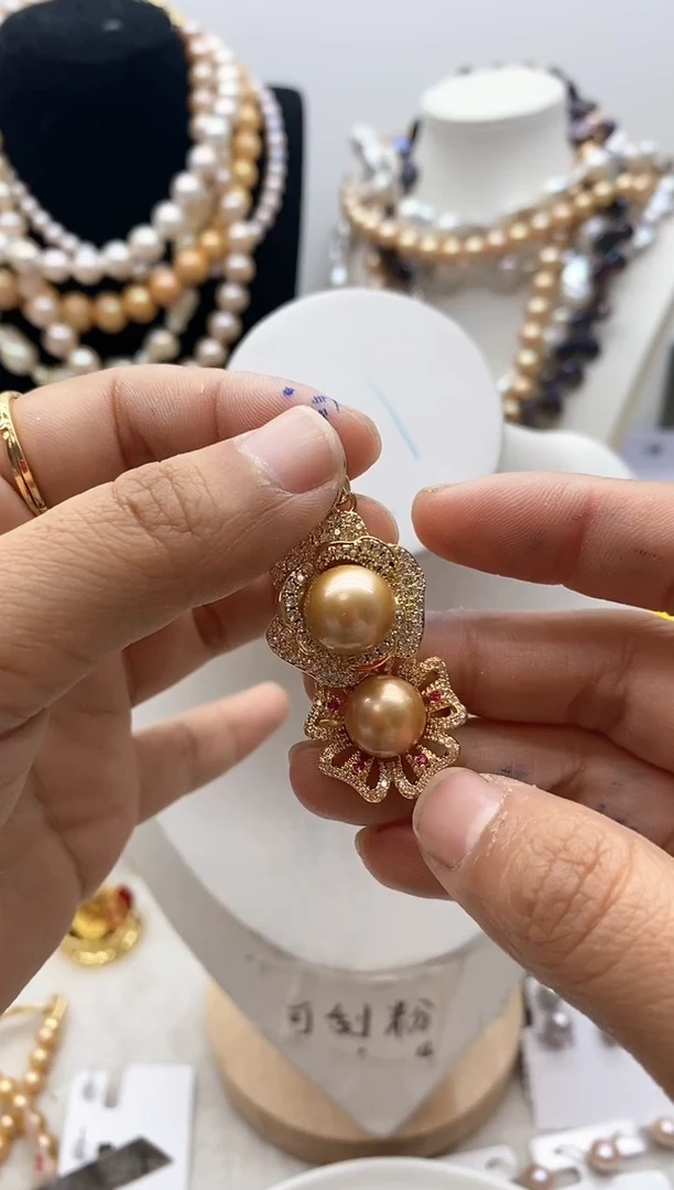 【闪购商品】淡水珍珠颈饰钛钢111