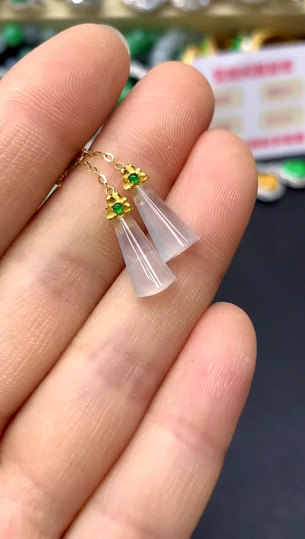 18K金镶嵌翡翠耳饰53-中国好珍宝