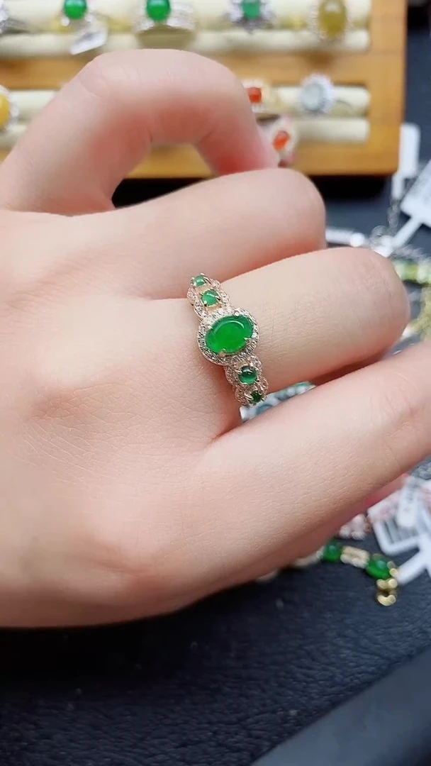 银S925镶嵌戒指翡翠1