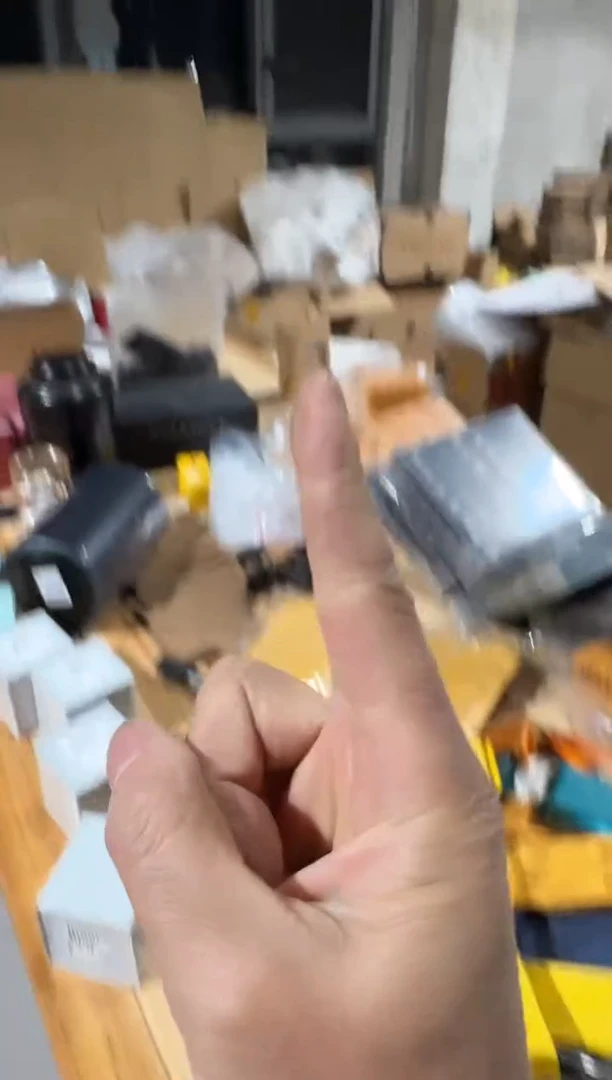 晚上银手指······