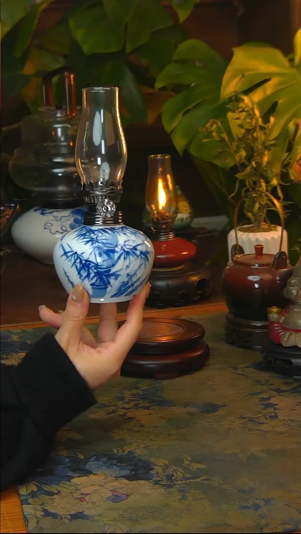 【闪购商品】景德镇陶瓷手工灯摆件