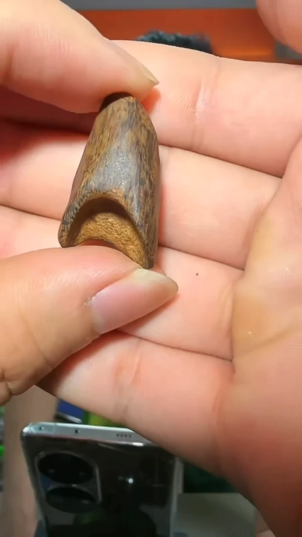 沉香吊坠24号瘤疤多样性发一