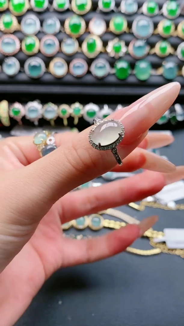 【闪购商品】翡翠戒指银S925镶嵌111111