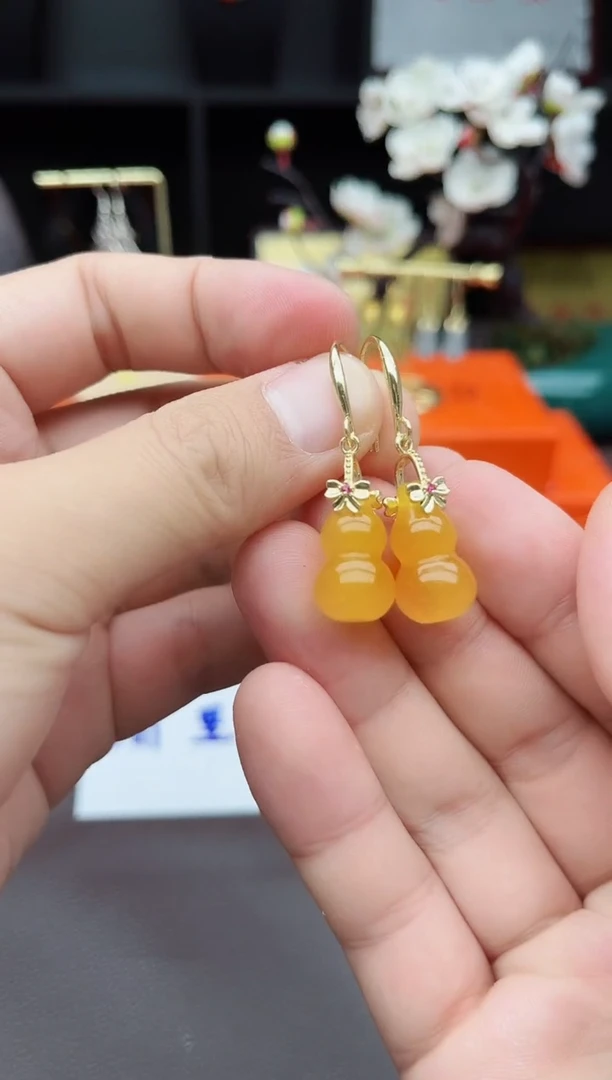 玛瑙/玉髓耳饰未镶嵌333000