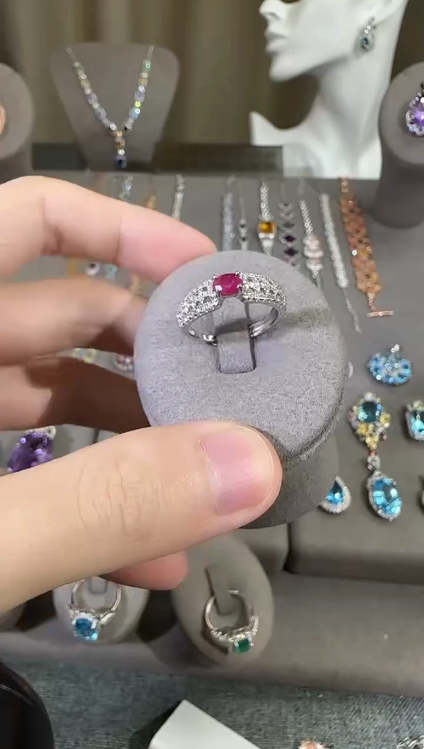 银S925镶嵌戒指红宝石3*6mm戒指设计款