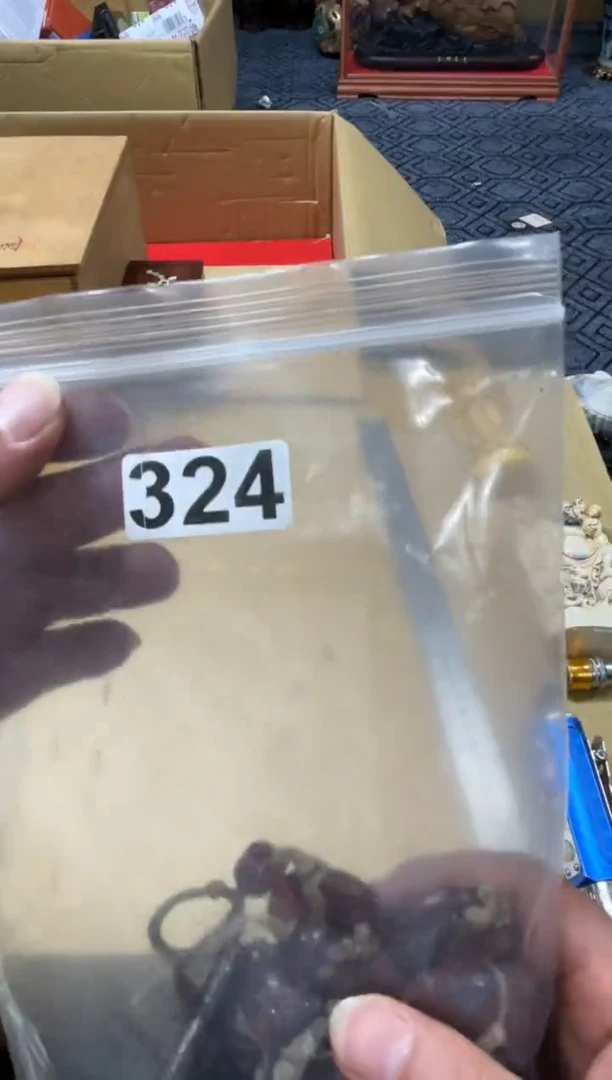 瓷片张**.精品瓷一物一拍定闪