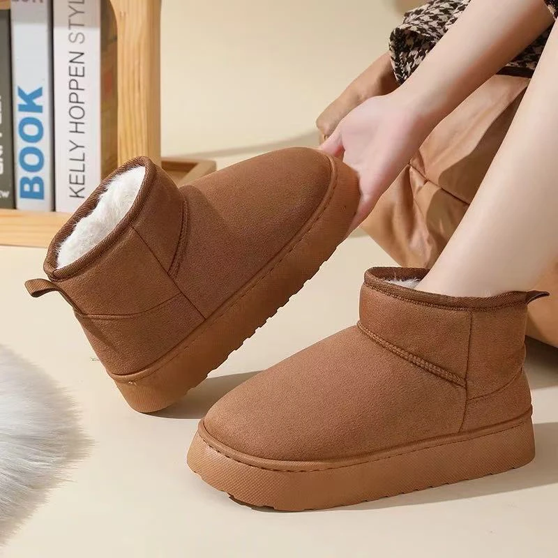 新款舒适靴女2024加绒冬季短靴雪地一体保暖短筒保暖厚底棉鞋