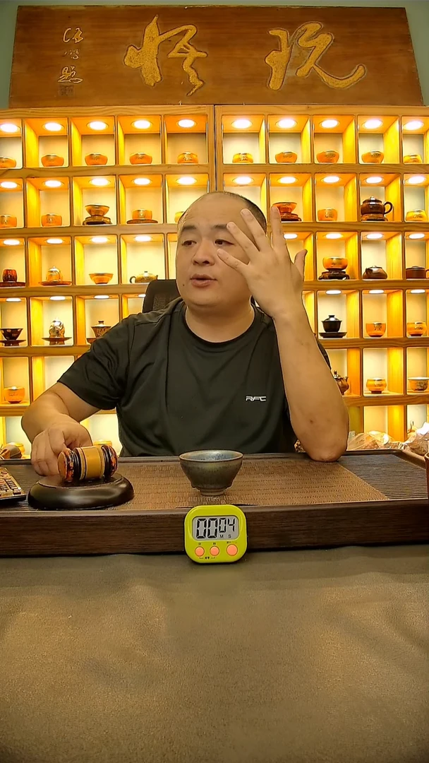 茶盏?***仲686.。。。。