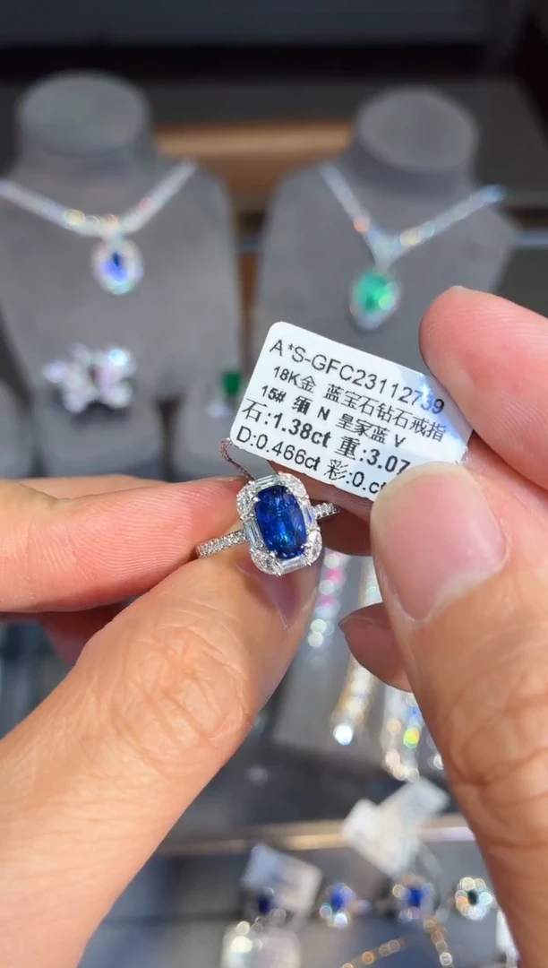 戒指蓝宝石18K金镶嵌【闪购】1.38ct/七天鉴赏/缅甸/无烧皇家蓝