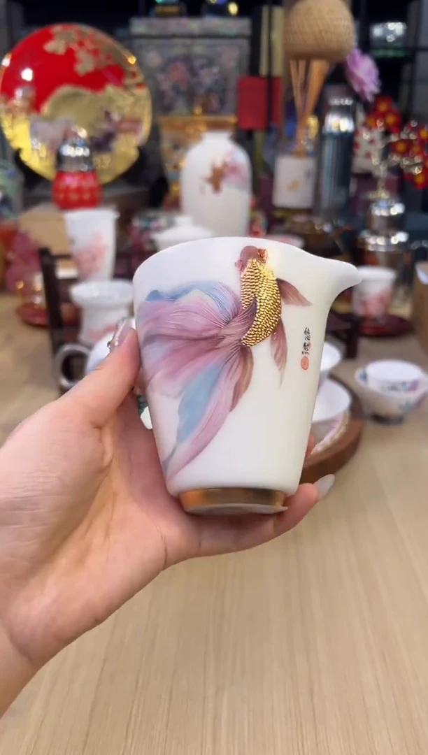 153渡景山房悠然自得公道杯