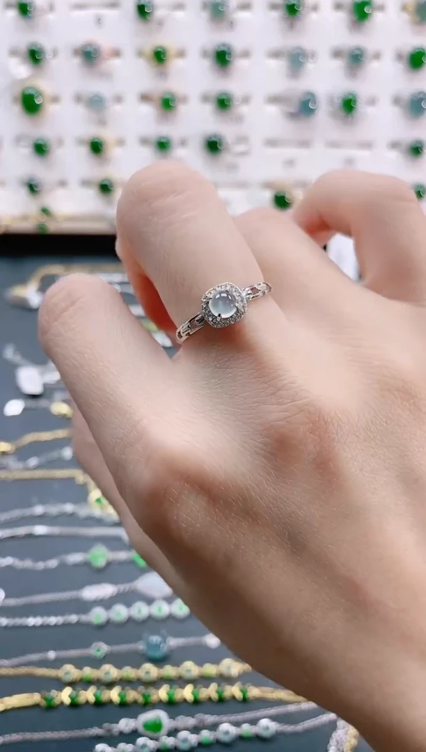 【闪购商品】翡翠戒指银S925镶嵌天然翡翠