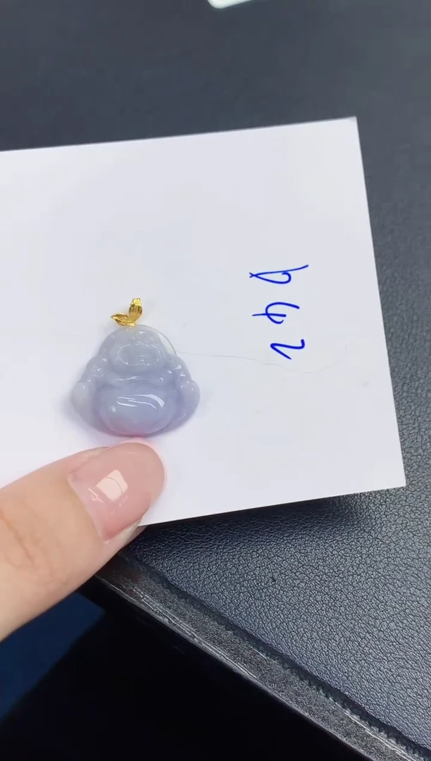 翡翠18K金镶嵌颈饰缅甸天然翡翠A货