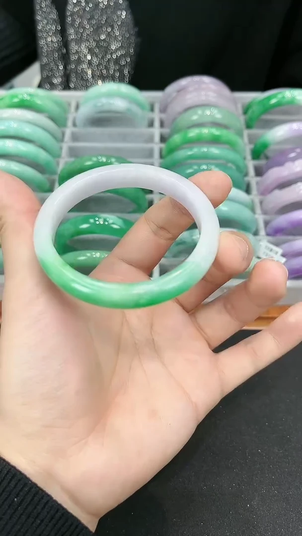 【闪购商品】砖雕s84半山水手镯 圈口57.8