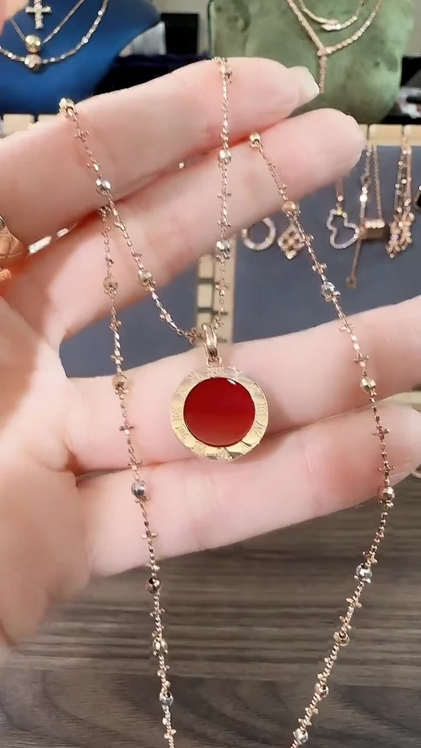 玛瑙/玉髓吊坠(不含链)18K金镶嵌18K金黑红饼吊坠