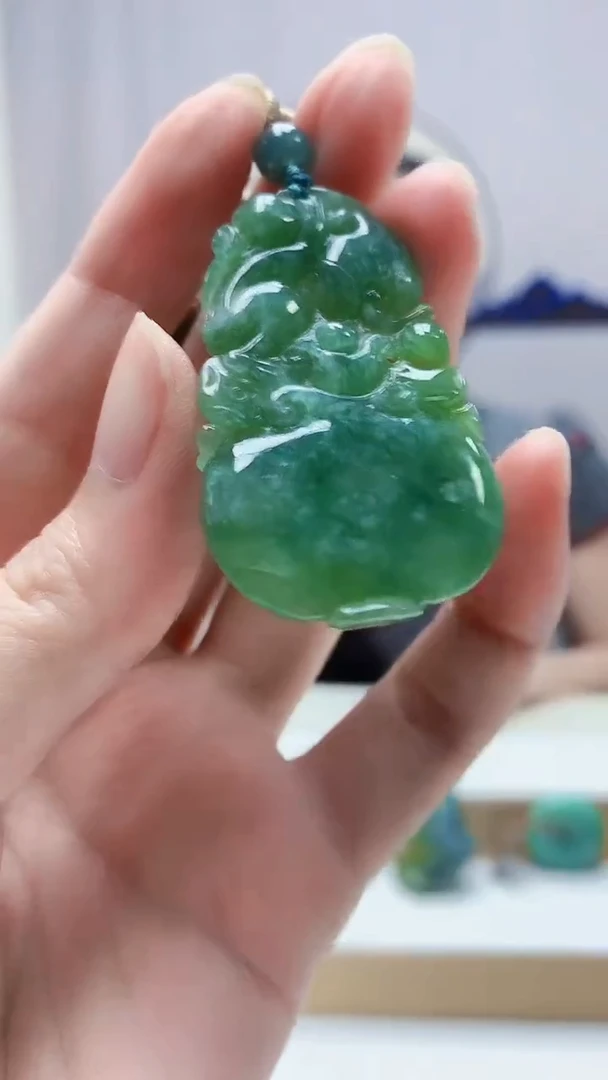 未镶嵌定制翡翠4852zm-毛货挂件55