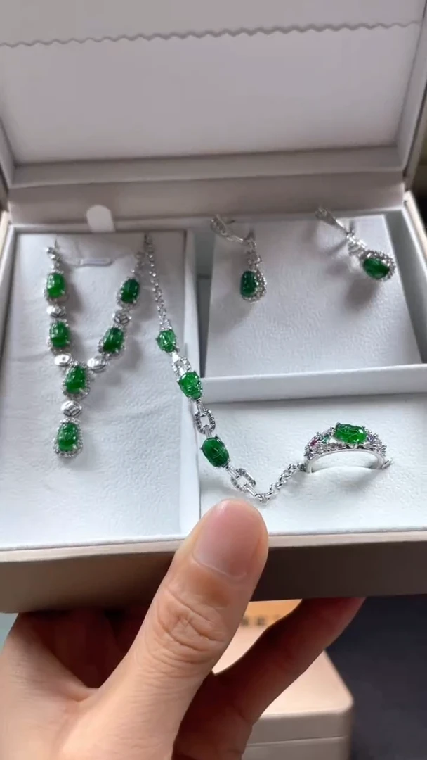 颈饰未镶嵌翡翠********601